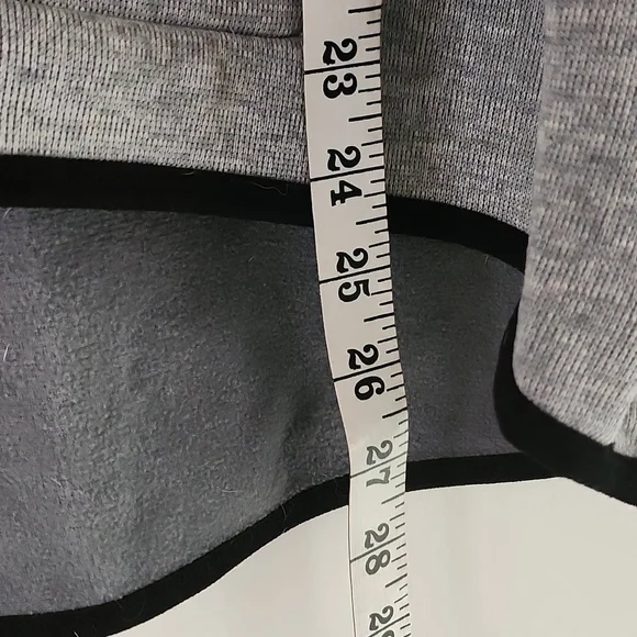 NIKE Sweatshirt Pullover - Picture 3 of 11